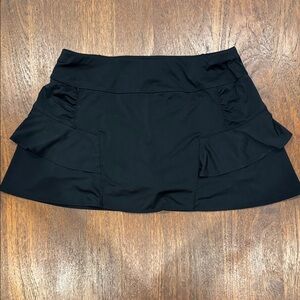 Athleta Black tennis skirt. Women size medium